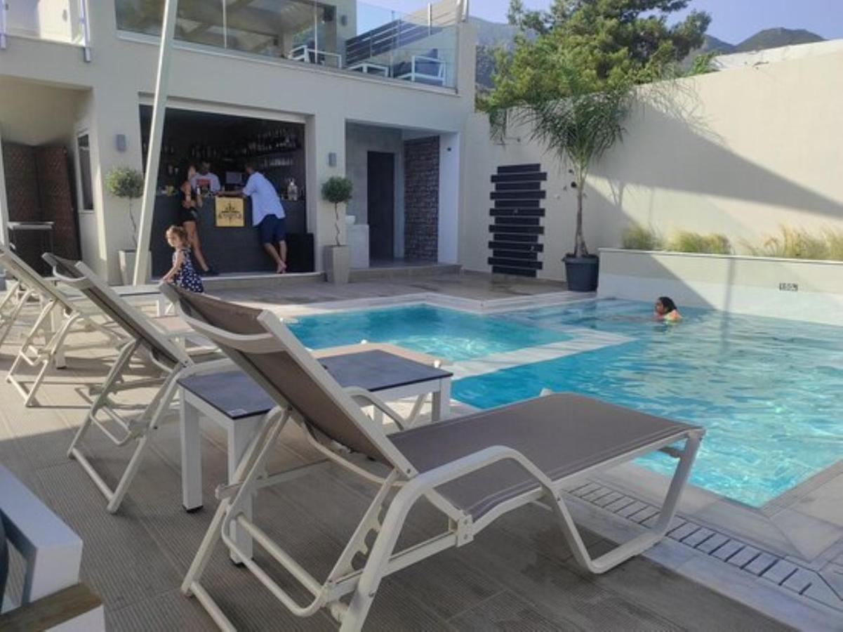 Windrose Apartments - Shared Pool 입소스 외부 사진